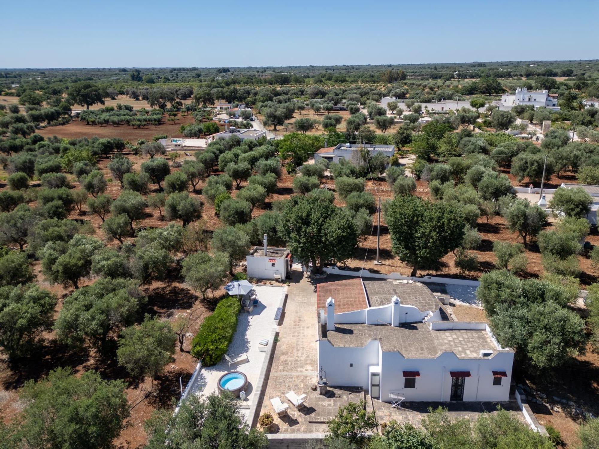 Вилла Trullo La Quercia Остуни Экстерьер фото