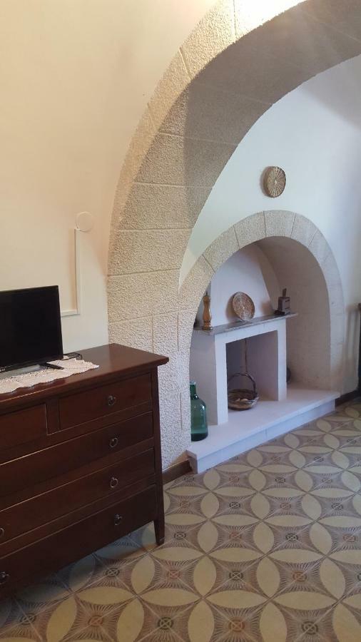 Вилла Trullo La Quercia Остуни Экстерьер фото