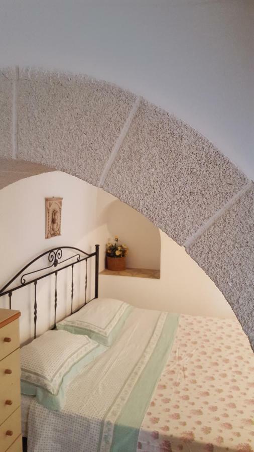 Вилла Trullo La Quercia Остуни Экстерьер фото